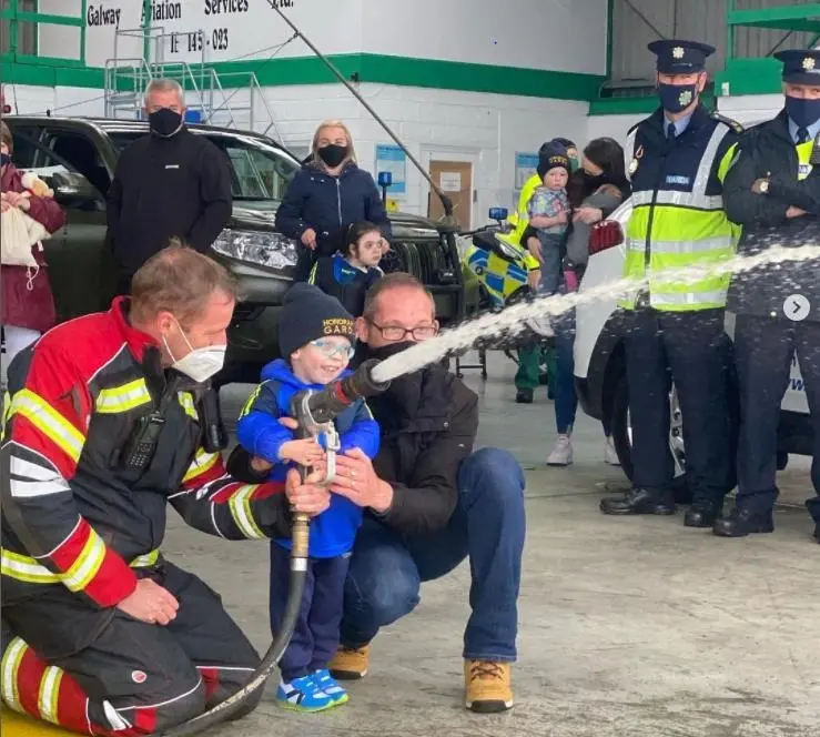Little Blue Heroes event at Connemara Airport with Aer Arann Islands